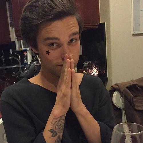 zessehoodlumzz's profile picture. Zeeko was little bitch. 21/10 27/11