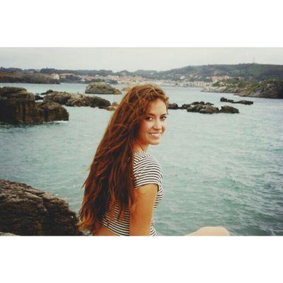 Andrea7AM's profile picture. 'No puedo creer en dios y tontear con el diablo, pero siempre me ha gustado demasiado todo aquello que decian que era malo'