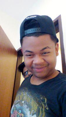 Iqram , 17 , Kuantan ... Follow Me I Will Follow You Back ☺