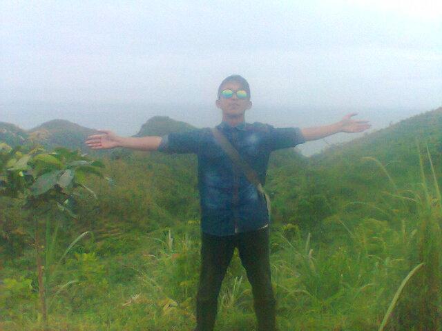 follow aja dulu siapa tau cocok