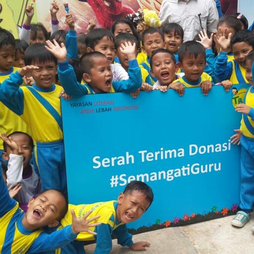 SemangatiGuru's profile picture. Langkah nyata memajukan pendidikan di Indonesia dengan menyemangati guru dalam mengajar di kelas. Yuk ikut saweran.
