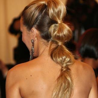 neuefrisuren's profile picture. 