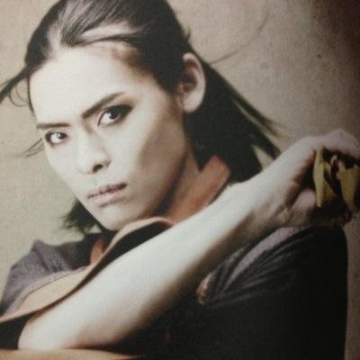 jyunikurncn_bot's profile picture. 舞台「RE-INCARNATION」の荀彧botです。
※リバースの台詞と返信機能追加しました。