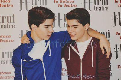 jdom one direction.
Huelva✈Madrid✈Sevilla. |121214| |20062015| lo mejor esta por venir.