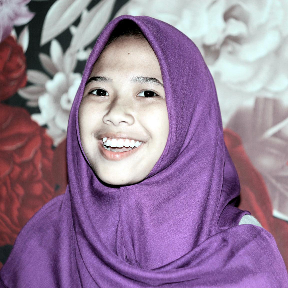 ^be  successful and always creative in making everything^ :).. @adindasevia_put follows you