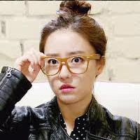 •Marivel Xanon Antoinette—정새넌• Strasbourg— January, 20, 1988 •Face claim—고우리from @paradisefallsrp• It's really fun killin' someone by dagger in your hand • 10⭐