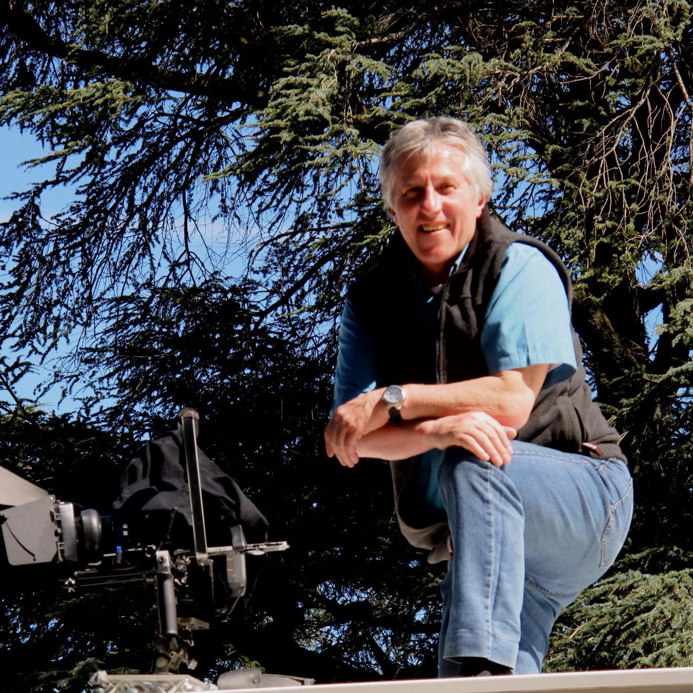 dom_rouss's profile picture. Réalisation:court métrage  l'homme à l'imperméable