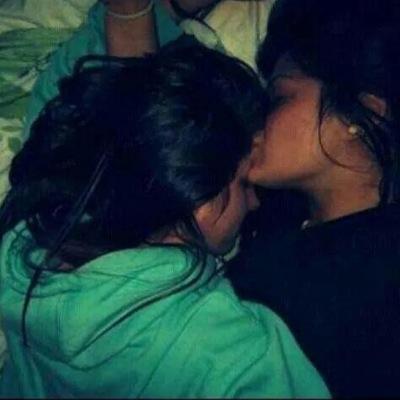 اسمي حصه واحب ينادوني حمدان بويه تبي تنصح اقلب وجهك قناعاتي تكفيني ♥