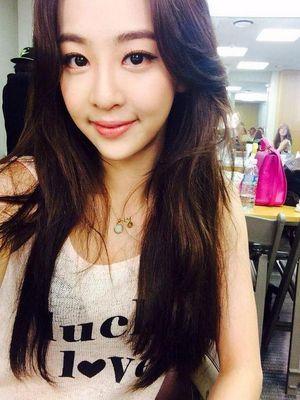 Sistar Maknae Kim Dasom imnida ~ | ©1993