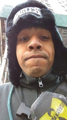 speaksleezy's profile picture. 