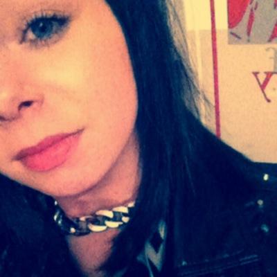 besoin de rien ni de personnes