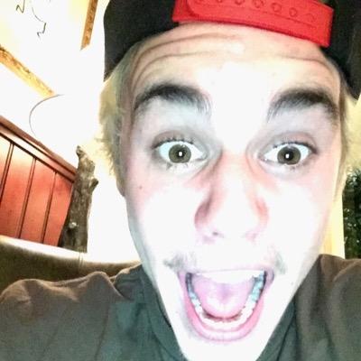 trying to find the fucks to give about your opinion ily :p @justinsbelieb16