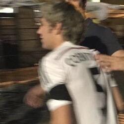 Follow @spacesnialljh & ask for a fb if i havent followed u back