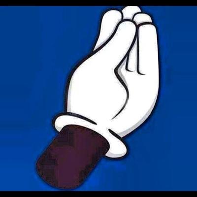 Pro gamer that will like to be in mlg one day and is now streamming at https://t.co/9VXHSCM38l plz follow me
