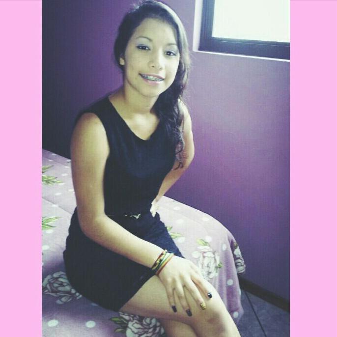 caroolsienaa_'s profile picture. Eai to a que pra dizer que tu é tri gente Carol te conheço apouco tempo mais esse tempo já valeu apena u.u sbj tamo ai smp gatona noisss ✌ tmj p/ @_peeeqena