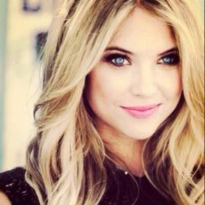 PleasePLLs's profile picture. Lovatic/belieber/benzoholic/directioner #emison #haleb @AshBenzo PLL TVD