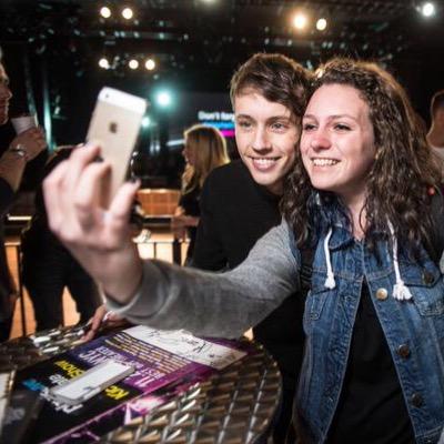 DM me your photo with any youtuber or your favourite photos of any with a fan and I will post them and you can retweet your favourite ones!