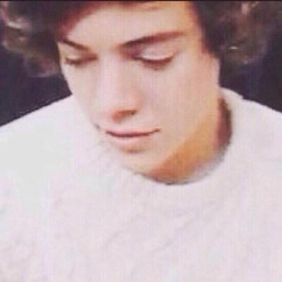hey its @stardazedharold and i just gave you a free follow!! mind following me back on my main? @stardazedharold ❤️❤️❤️