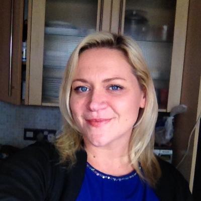 Relaxing therapeutic Massage and Reflexology services. Pre/Post Natal, Fertility, Remedial, Deep Tissue and Swedish. Mobile therapist SW London, Surrey.