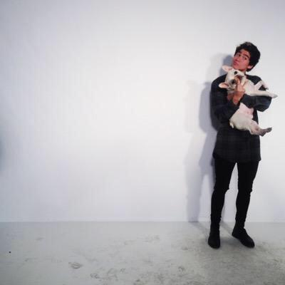 please follow my main @funkrockhemmo ily all stay fab ❤️