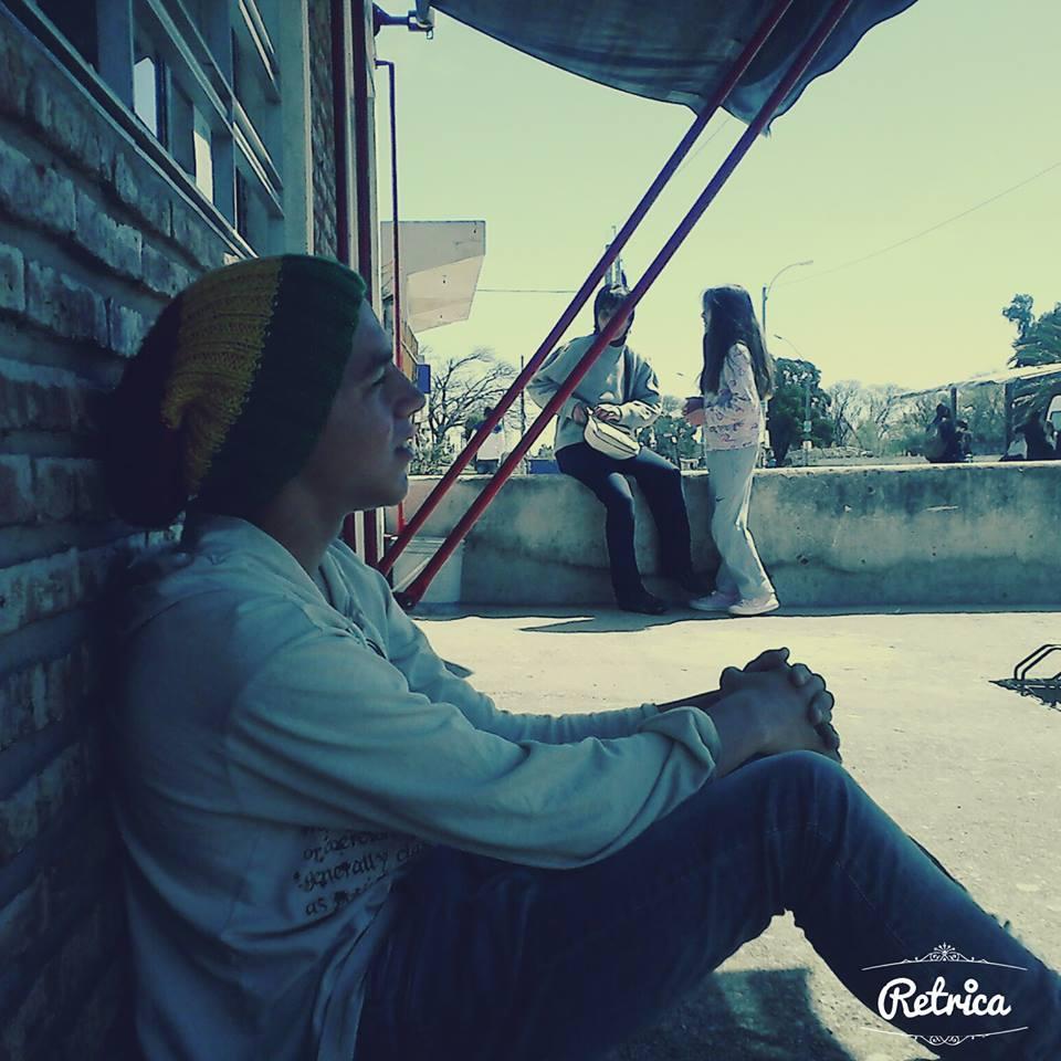 Pasó todo el día fumando marihuana y que? wpp: 096773622 ah