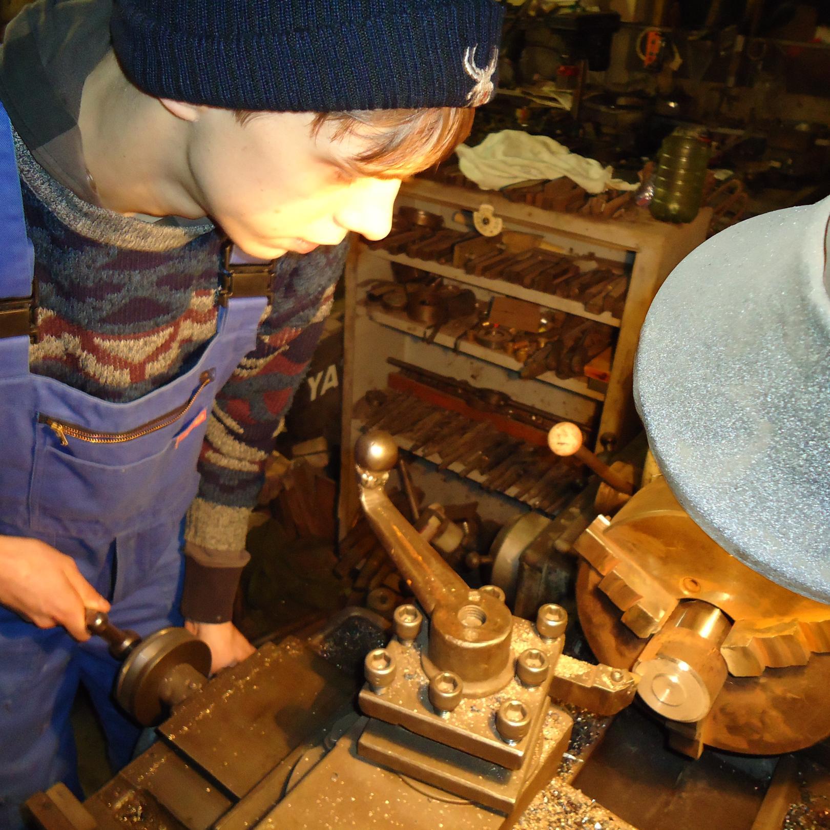 dc_robotnik's profile picture. a bit of punk and everything and always up for big meal and game of leugue