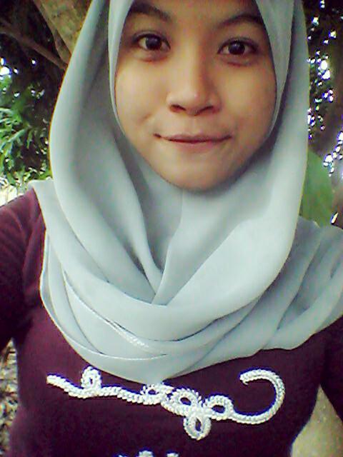 ~hii !! me puteri norshafika.. follow me dear followers . i follow you when you follow me back .. i love you dear ~~ muaachhz :-* ~