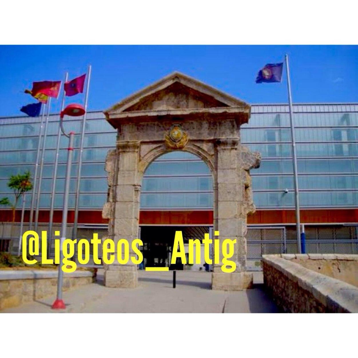 Ligoteos_Antig's profile picture. Ligoteos Biblioteca de Antigones. Mándanos un md con tu declaración de amor y la publicaremos de manera anónima.