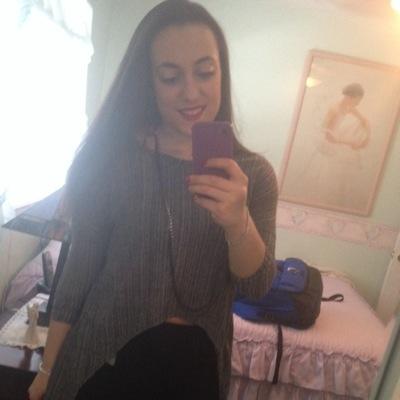 volleygirl08's profile picture. Cabrini 18'