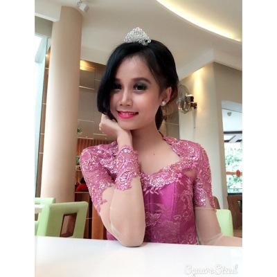 ameliadevir's profile picture. IG : ameliadevir  PATH : amelia devir