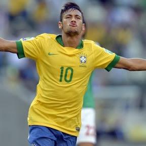 Sou o melhor melhor do mundo em jogar futebol ⚽️