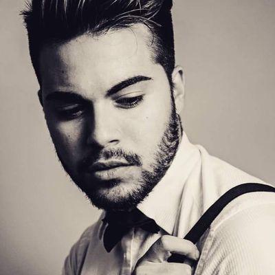CFO de @rickyfuriati en Málaga. Aqui te informaremos de todas las novedades, sus temas, quedadas de promoción y mucho más. ¡¡Siguenos!!