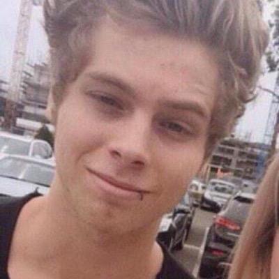 hi cutie, go follow @deepthroatmuke and ask for a follow back
