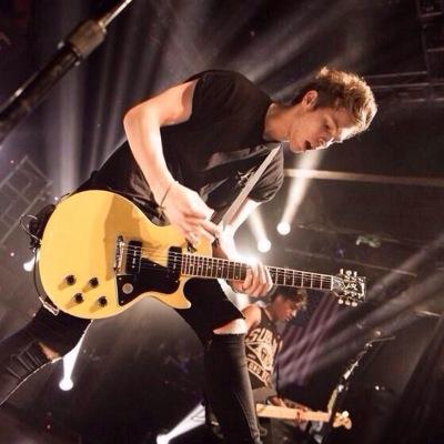 free follow from @kimberleyy5sos follow pls