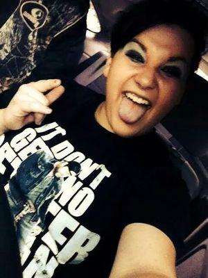 myers4015's profile picture. My family is my life is what I would do without them!! I love everything about my life!!