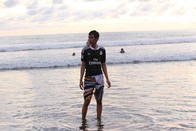 Muslim

SD Sains Al-Biruni - SMPN 2 Bandung - SMAN 16 Bandung - S1 Teknik Informatika FMIPA UNPAD

Hala Madrid