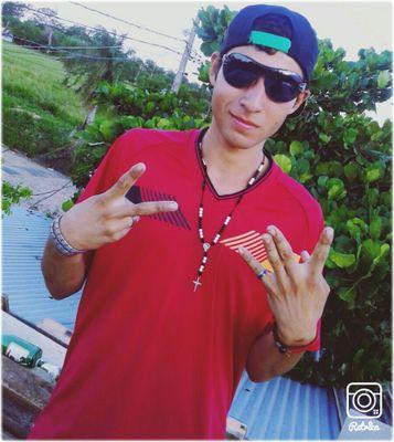Wisinyandelero ♡ ® El Reggaeton es mas que un genero ,un estilo de vida' ♡