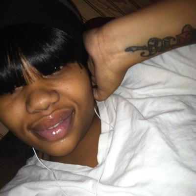 21 Ambitious Envyed by Many Mother of 1 my {Kamerion D'martezEverett}