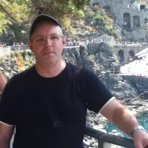 michaell0022002's profile picture. 