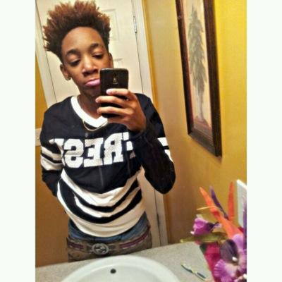 Hooper 17 && Thugging . Stud Follow Me No Followers @Glinsey_ My one & only
