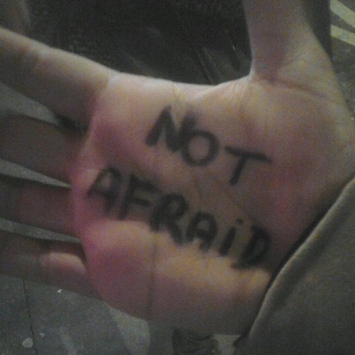 LouveEtoilee's profile picture. la tête dans les nuages et de l'utopie sur l'bout des doigts.