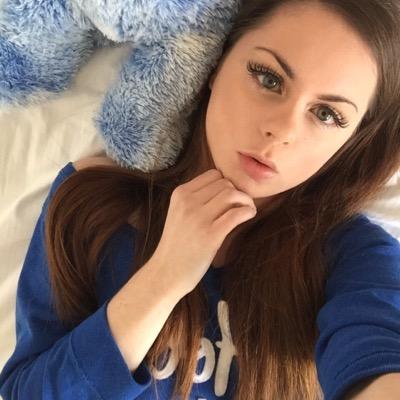 loving youtubers and my fave @SueRose