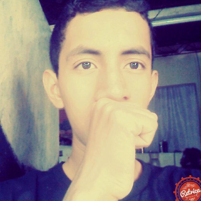 Ola soy Eduardo tengo 16 me gusta socializae y si tu me sigues yo te sigo