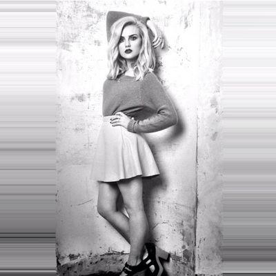Perrie Edwards Personal Page 1/4 @LittleMix