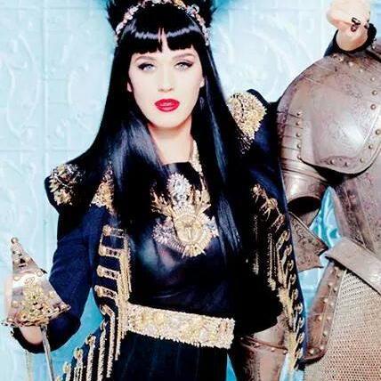 Federation Unified Certified Arianators. TWEETS FROM EMPEROR APOLLO  GOD OF MUSIC  ApsFave= #TEAMKATYPERRY Shiela @KillerQueenKEH @wutang #LIVEO #SwiftyFollows