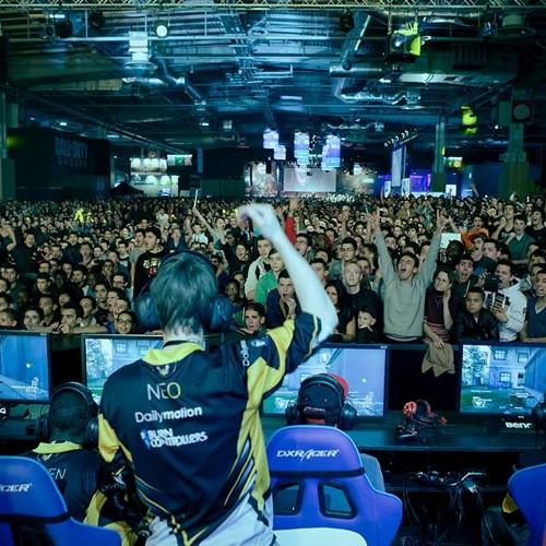 Joueur call of duty fesant parti du rooster intensive Gaming recrutement ouvert