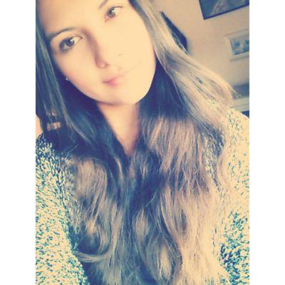 Zoewuhh's profile picture. Follow me & I will Follow back! :) × I'm a Girl × 4teen y/o × be a bee