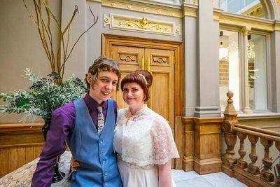 Rock /Roll /Gigs /Guitars /Dressing Sharp /Hibernian FC /Proud Husband of the wonderful @VioletPepper ™dj x