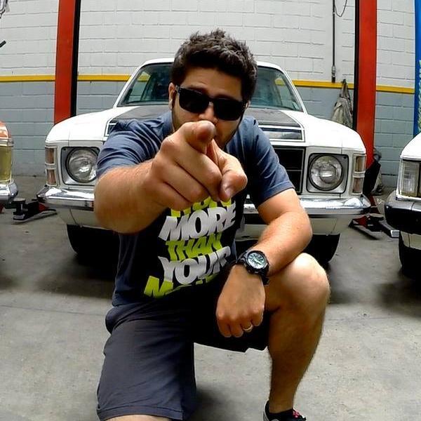 Opala na veia, é o verdadeiro canal do opaleiro no Youtube! Aventuras, dicas, valores, tutoriais, encontros,adrenalina! Inscreva-se!