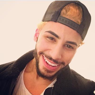 Primer club de fans oficial en españa de Adam Saleh y Asa @omgadamsaleh Youtube: TrueStoryAsa Email: adamsalehspainfan@hotmail.com